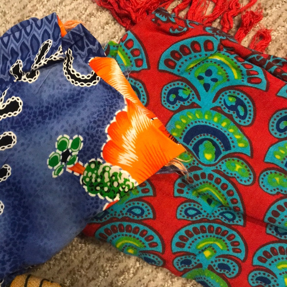 Assorted sarongs - Picture 4 of 4